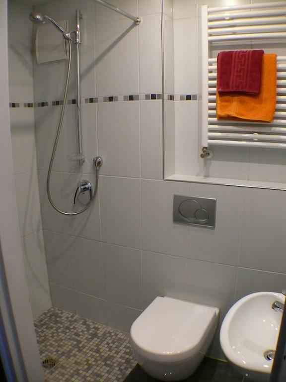 Hotel Garni Pension Ruth Mutterstadt Habitación foto